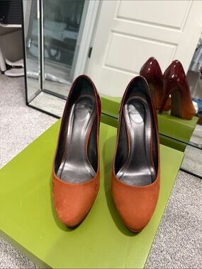 NavyBoot Women's Rust Suede High Heel Pumps